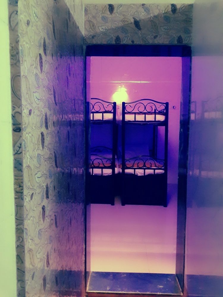 Star Dormitory Bombay Extérieur photo