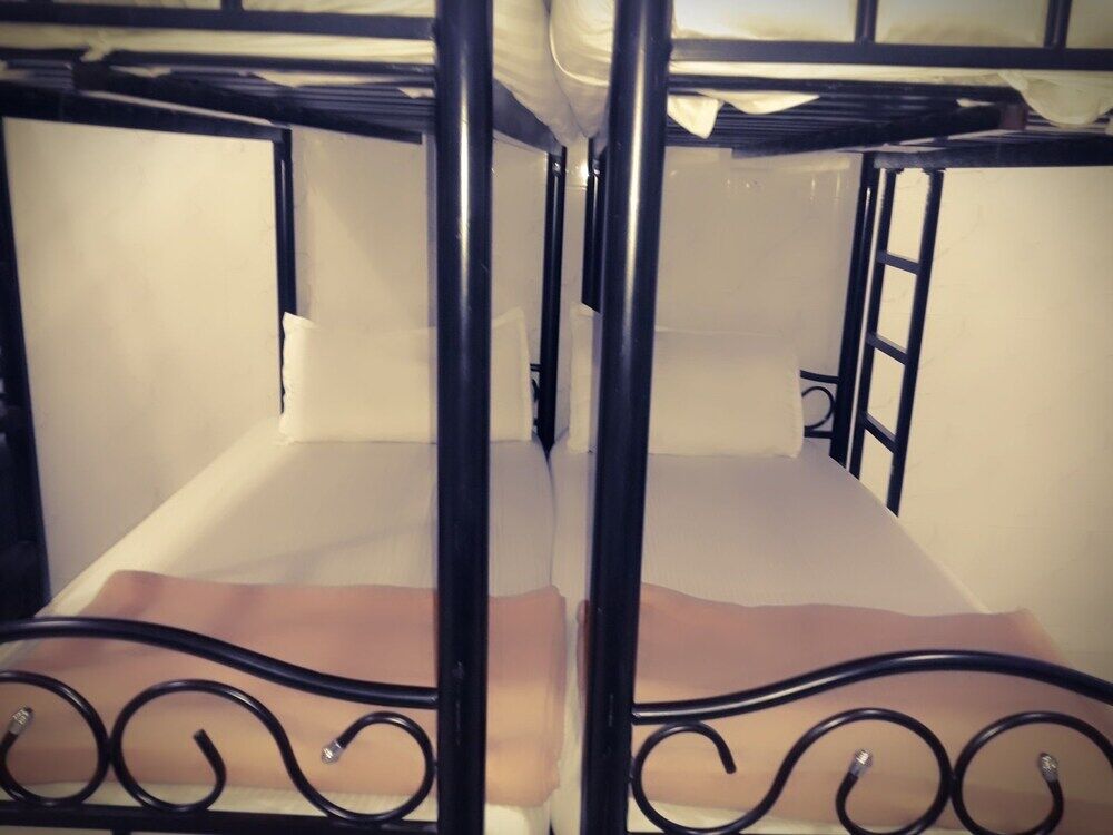 Star Dormitory Bombay Extérieur photo